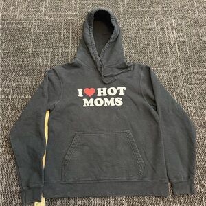 Unisex I Love Hot Moms Port and Company Black Hoodie Size Medium